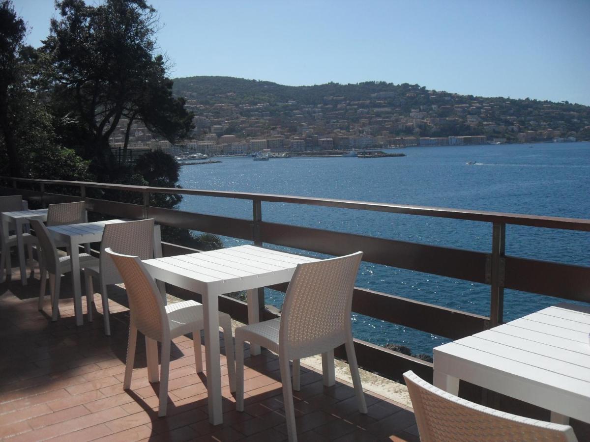 Flora Argentario Couette-café *