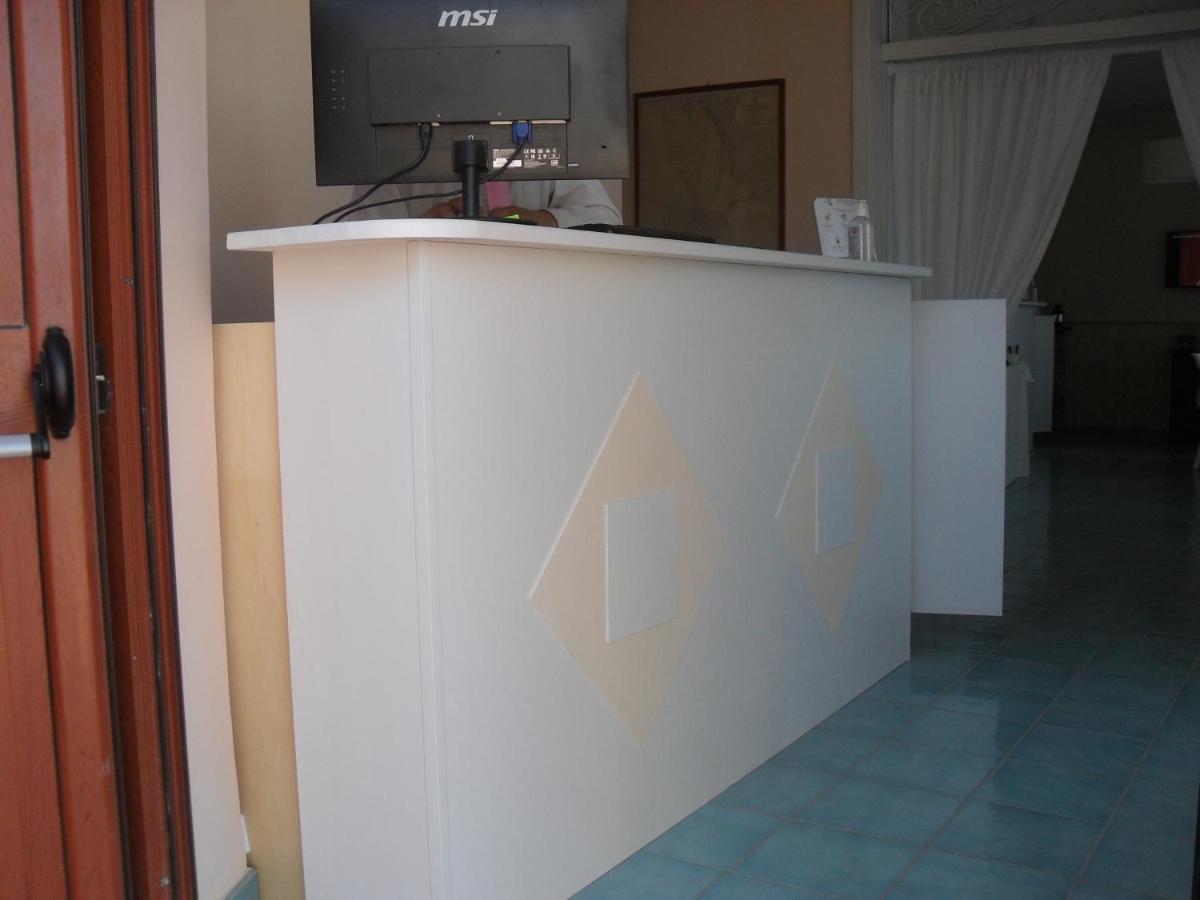 Flora Argentario Couette-café Porto Santo Stefano (Grosseto)