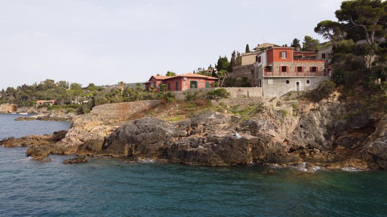 Flora Argentario Couette-café