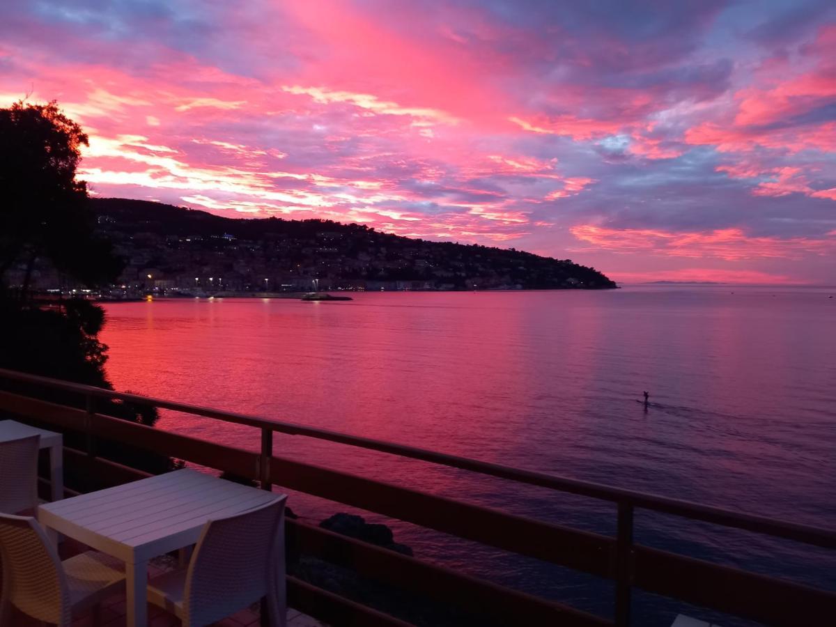 Flora Argentario Couette-café *